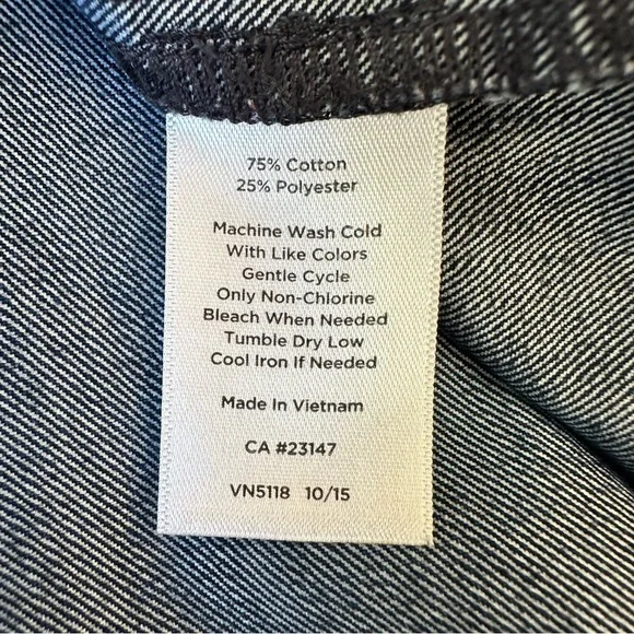 Talbots Women’s Denim Blue Skirt Size: 6 Petite - Picture 7 of 7